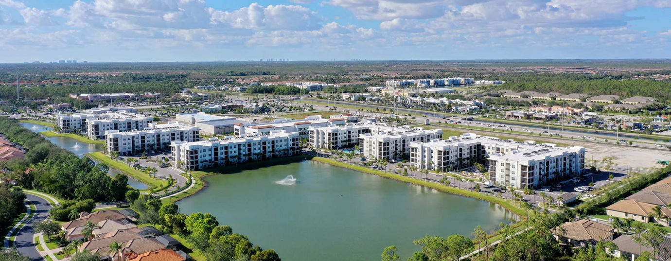 Neighborhood Apartments on Immokalee Road Naples, FL